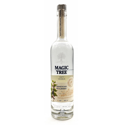 Водка плодовая "Magic Tree" тутовая 0,5л 42%