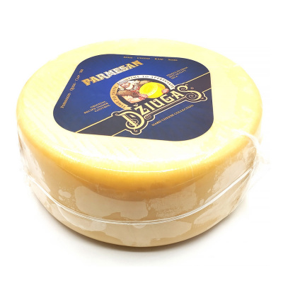 Сыр Пармезан "Джюгас" 40 %, вес