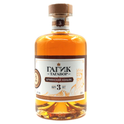 Коньяк "Гагик Тагавор" 3 года 0,5л 40%